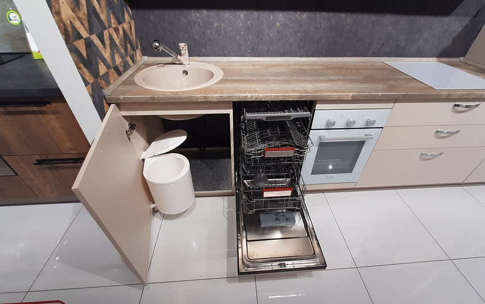 Кухня Уна / м.Народное ополчение